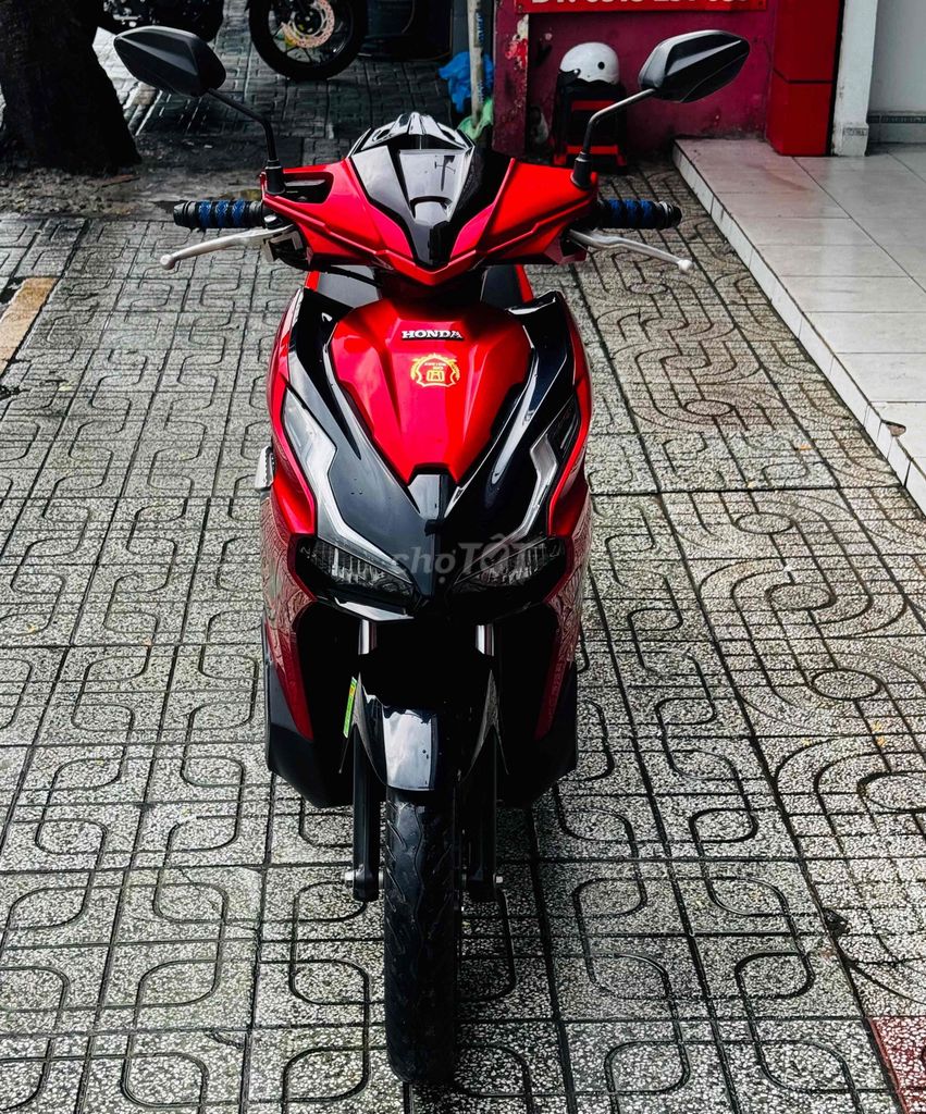 Honda Air Blade 125 2022 красно-черный, 9 владельцев