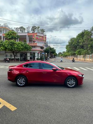 Mazda 3 2022 1.5L Luxury - 25000 km sơn rin 100%. Mua bán Ô tô tại Huyện Châu Đức Bà Rịa - Vũng Tàu được đăng bởi Ngọc hà hình 1