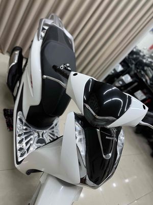 SH 125! 2022 cần bán giá tốt có góp nợ 6. Mua bán Xe máy tại Quận Thanh Khê Đà Nẵng được đăng bởi THẾ MẪN CHUYÊN XE LƯỚT CÓ BÁN TRẢ GÓP 