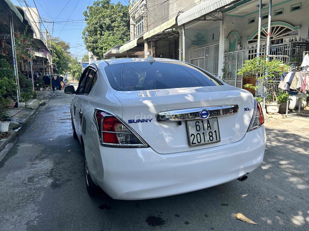 Nissan Sunny XL Trắng 5 chỗ. Mua bán Ô tô tại Thành phố Thuận An Bình Dương được đăng bởi Bắc Nguyễn hình 11