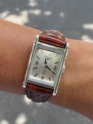 Đồng hồ Longines Nam, mặt vuông, dây da nâu. Mua bán Đồng hồ tại Huyện Định Quán Đồng Nai được đăng bởi ĐỒNG HỒ SI PHAM LINH