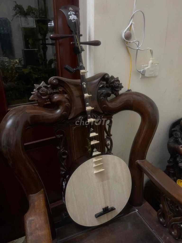 Đàn nguyệt gỗ khảm