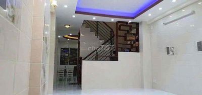 nhà 6 PHÒNG NGỦ 4x14 Nguyễn Trãi.