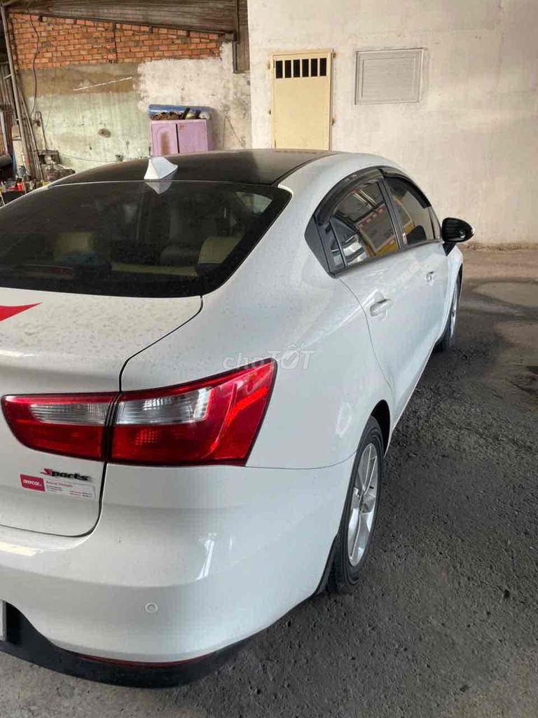 Kia Rio 2015 1.4 MT Sedan -nhập hàn quốc