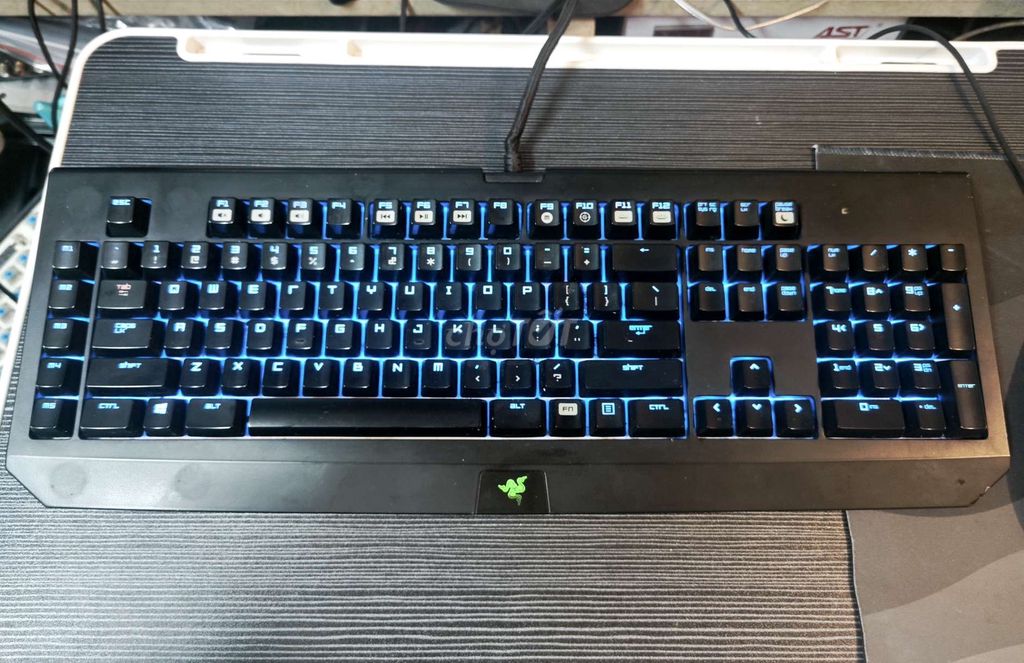Huyền thoại  phím cơ Razer Blackwidow Chroma. Mua bán Phụ kiện (Màn hình, Chuột...) tại Quận 6 Tp Hồ Chí Minh được đăng bởi RUBY C hình 1