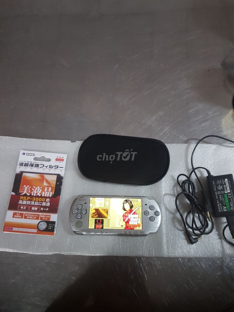 Psp 3000 hack full màu bạc thẻ nhớ 32 g giá rẻ