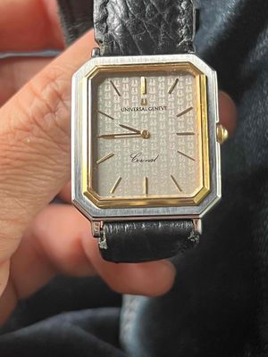 Đồng hồ Universal phiên bản kỷ niệm