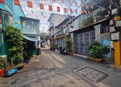 Townhouse 40 m² · 3 bed · Đường Quang Trung