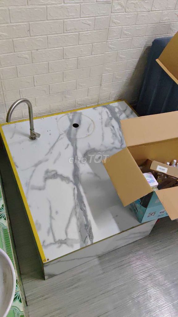 Bục ngâm chân Sứ Trắng vân đá. Mua bán Nội thất, đồ gia dụng khác tại Huyện Tân Phú Đồng Nai được đăng bởi Thanh Hien Nguyen hình 1