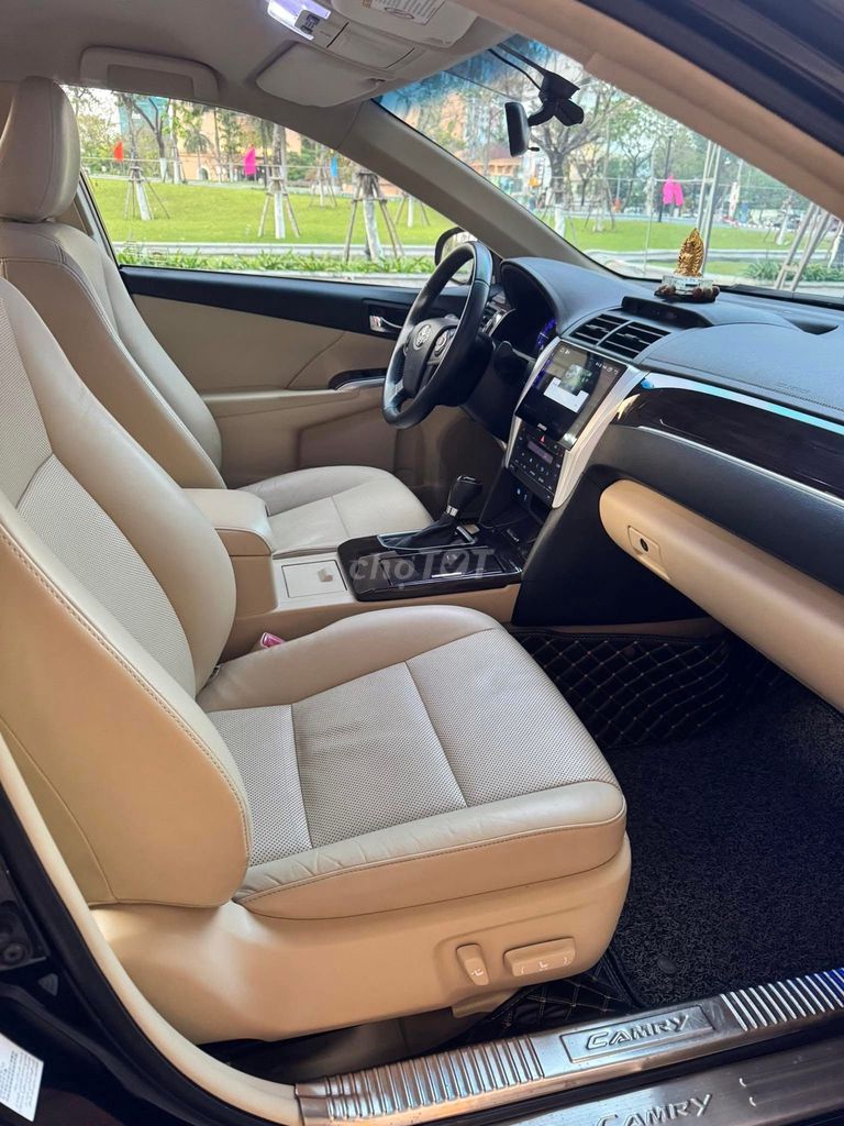 Toyota Camry .20E 2019 đen cọp. Mua bán Ô tô tại Quận Gò Vấp Tp Hồ Chí Minh được đăng bởi Quang hình 8