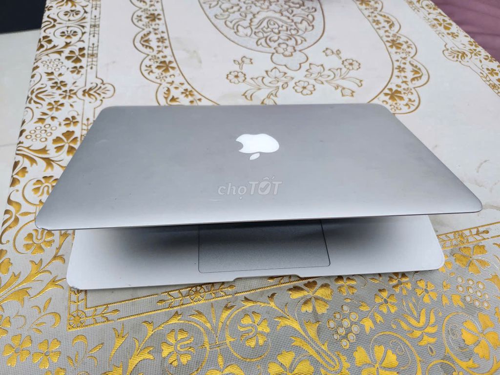 Apple MacBook Air Bạc. Mua bán Laptop tại Huyện Bình Chánh Tp Hồ Chí Minh được đăng bởi Trần Văn Kha hình 1