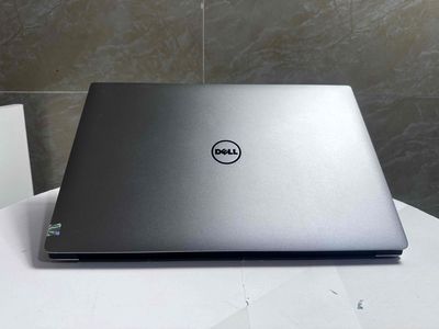 Dell Precision 5520 i7-6820HQ 15.6