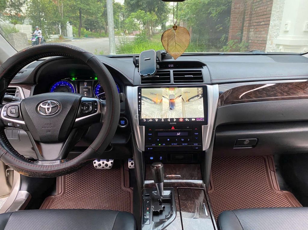Toyota Camry 2.5Q 2016 Vàng cát