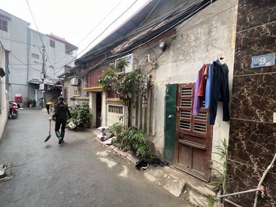 NHÀ NHẠC SĨ QUAN NHÂN 41 m2 x 5t Ô TÔ-KINH DOANH- 6,7 tỷ. Mua bán nhà ở tại Quận Thanh Xuân Hà Nội được đăng bởi Lê Xuân Bách