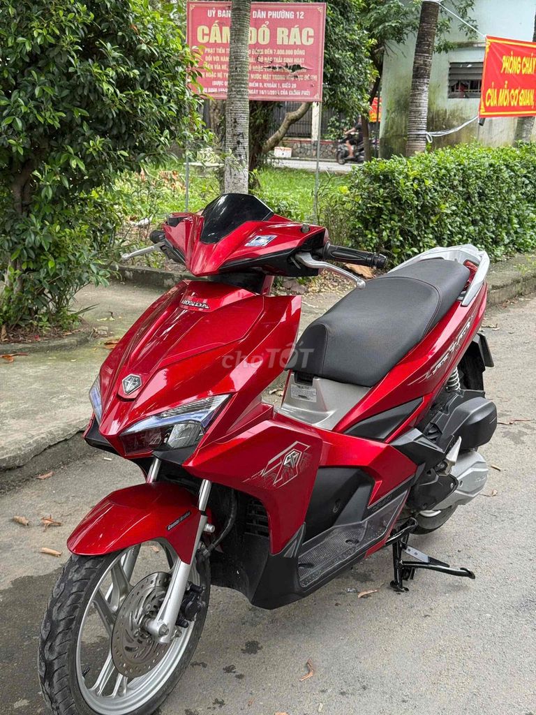 honda airblade 2018 chính chủ smaskey zin ngon. Mua bán Xe máy tại Quận Gò Vấp Tp Hồ Chí Minh được đăng bởi Waann em xe máyy hình 4
