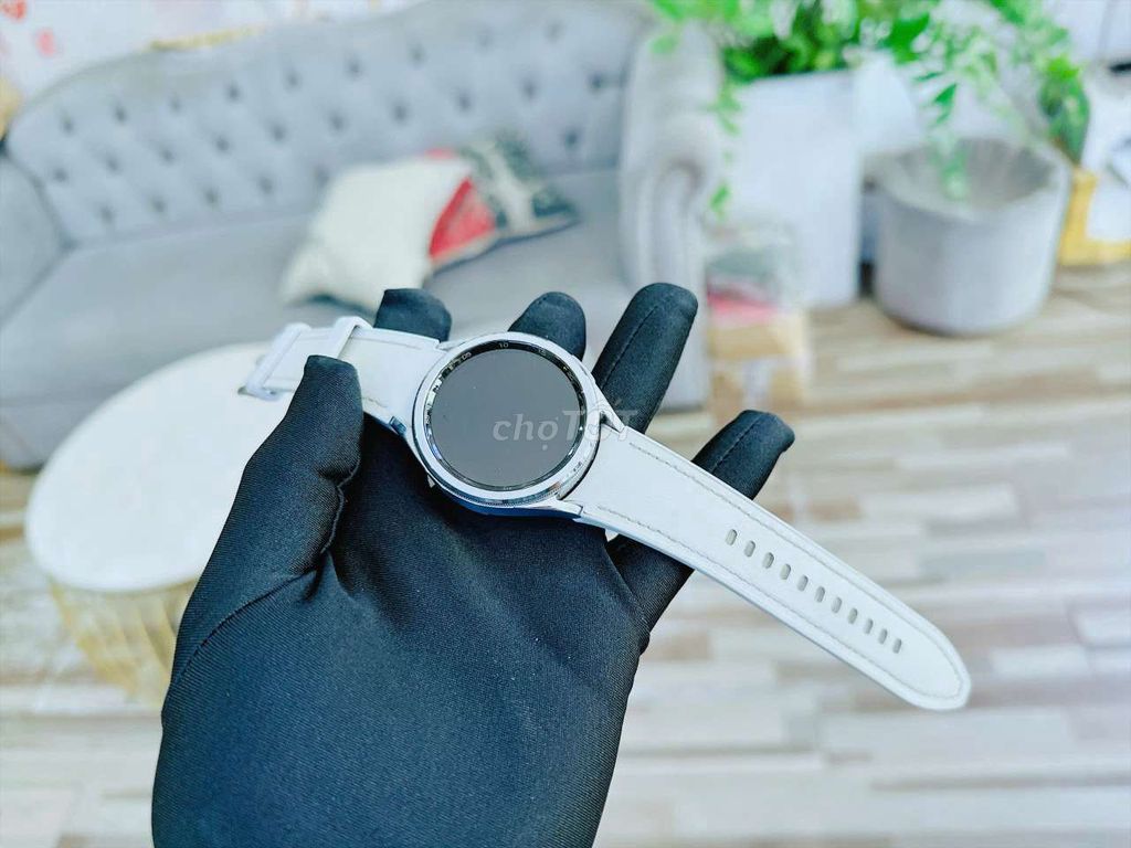 Samsung Watch 6 Classic GPS 43mm Trắng. Mua bán Thiết bị đeo thông minh tại Quận Hải Châu Đà Nẵng được đăng bởi Hoàng Anh Tuấn hình 1
