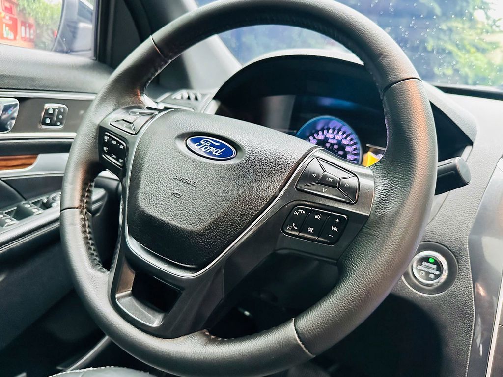 Ford Explorer 2019 - 1 Chủ - Full Bảo Dưỡng Hãng. Mua bán Ô tô tại Quận Tân Phú Tp Hồ Chí Minh được đăng bởi Phạm Văn Thông hình 8