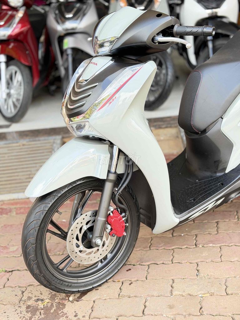 SH 2023 XÁM XI MĂNG, XE ĐẸP KENG !. Mua bán Xe máy tại Thành phố Buôn Ma Thuột Đắk Lắk được đăng bởi CẦM ĐỒ TUẤN ĐẠT hình 6