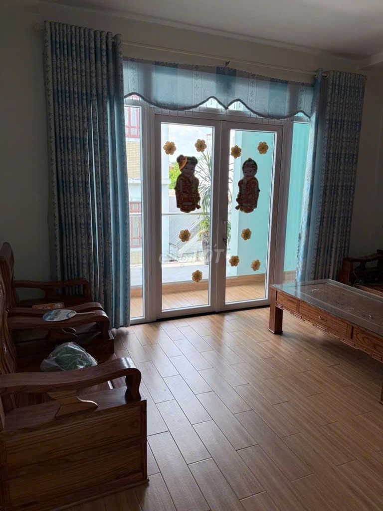 Nhà mới xách Vali vào ở ngay,nằm trong trung tâm dịch vụ TP Thủ Đức.. Mua bán Nhà ở tại Thành phố Thủ Đức Tp Hồ Chí Minh được đăng bởi Trần Văn Thông hình 4