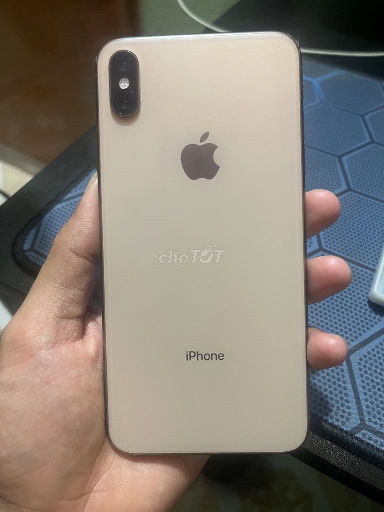 Apple iPhone XS Vàng Đã qua sử dụng. Mua bán Điện thoại tại Thành phố Thủ Dầu Một Bình Dương được đăng bởi Huy hình 1