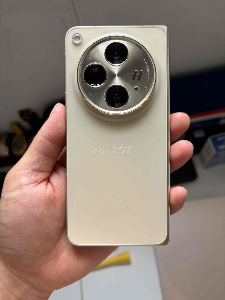 Oppo Find N3 Vàng 512GB 16GB Điện thoại gập. Mua bán Điện thoại tại Huyện Vụ Bản Nam Định được đăng bởi Tiến hình 1