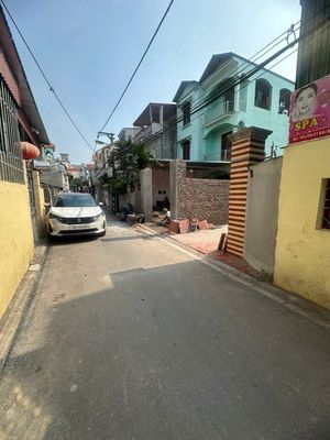Bán Đất thổ cư Dương Đức Hiền  - Phú thị - Gia Lâm giá chưa đến 6 tỷ. Mua bán đất tại Huyện Gia Lâm Hà Nội được đăng bởi Nguyễn Văn Hải