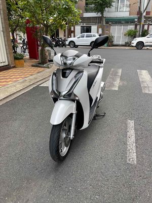 Honda SH 125 2019 Trắng chính chủ biển số 3839