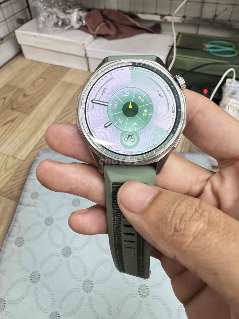 Huawei gt6. Mua bán Thiết bị đeo thông minh tại Quận Hoàn Kiếm Hà Nội được đăng bởi phan văn  hoà hình 1