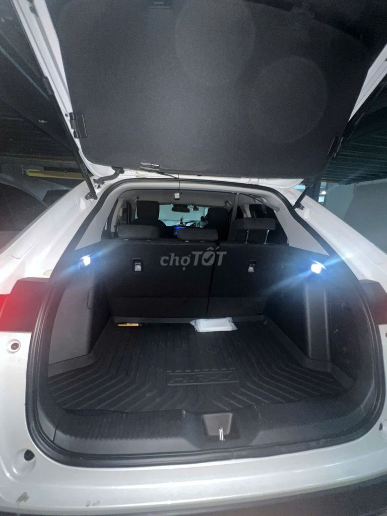 Honda HR-V 2023 L - 9000 km. Mua bán Ô tô tại Thành phố Dĩ An Bình Dương được đăng bởi Hồng hình 9
