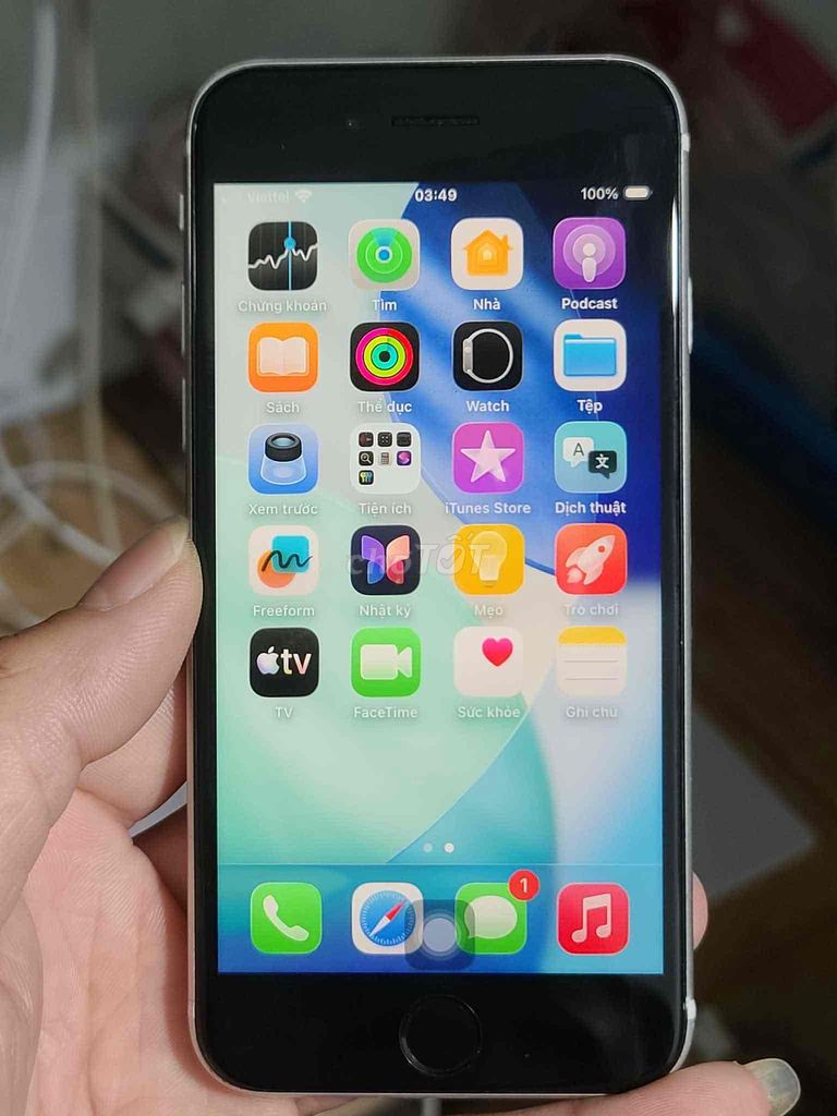 Apple iPhone SE 2020 128GB Trắng. Mua bán Điện thoại tại Huyện Diễn Châu Nghệ An được đăng bởi Nguyễn Hoàng Bảo hình 1