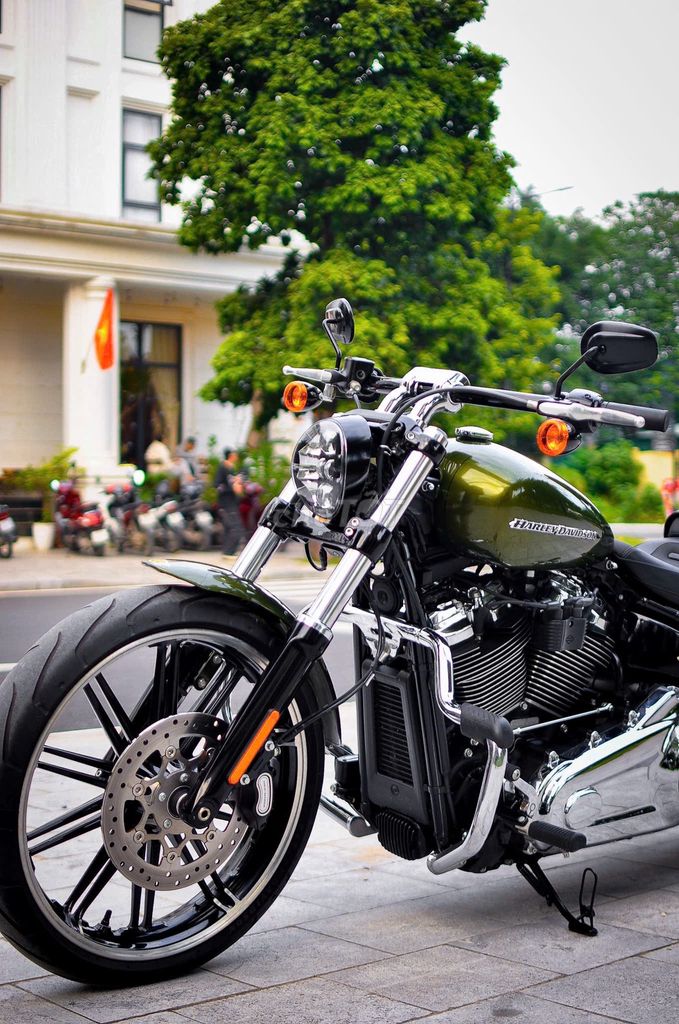 THANH MOTOR Cần Bán Harley Davidson Breakout 2022. Mua bán Xe máy tại Quận Hoàng Mai Hà Nội được đăng bởi Lê Chí Thanh hình 9