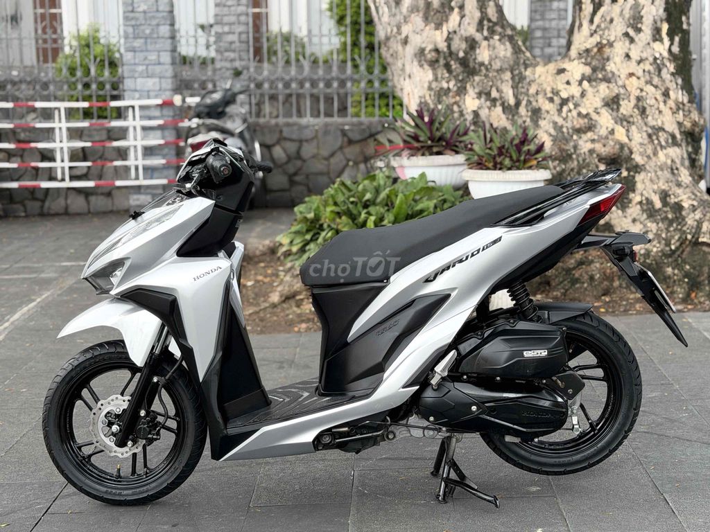 Vario 150 2019, серебристый Poscher, BSTP, собств., рассрочка