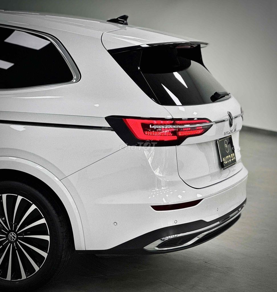 🚘 Volkswagen Viloran 2024 Luxury Siêu Lướt 9.000km. Mua bán Ô tô tại Thành phố Thủ Đức Tp Hồ Chí Minh được đăng bởi Tấn Lợi  hình 3