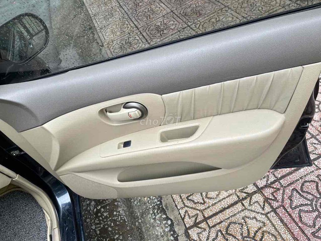 Nissan Grand livina Số tự Động 7 Chổ siu đẹp. Mua bán Ô tô tại Quận 12 Tp Hồ Chí Minh được đăng bởi Mr Gà 9x  hình 10