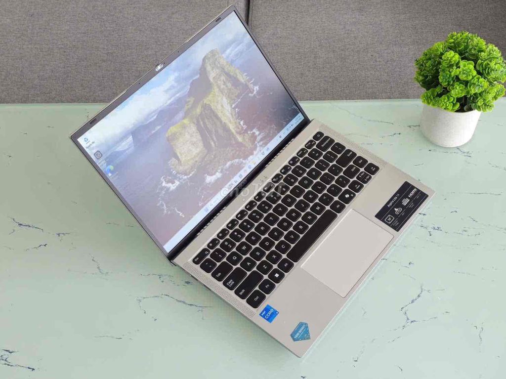 Acer Aspire Lite 14 i5-1334U 16/512GB ddr5 new 99%. Mua bán Laptop tại Quận 11 Tp Hồ Chí Minh được đăng bởi Đức Huy hình 1