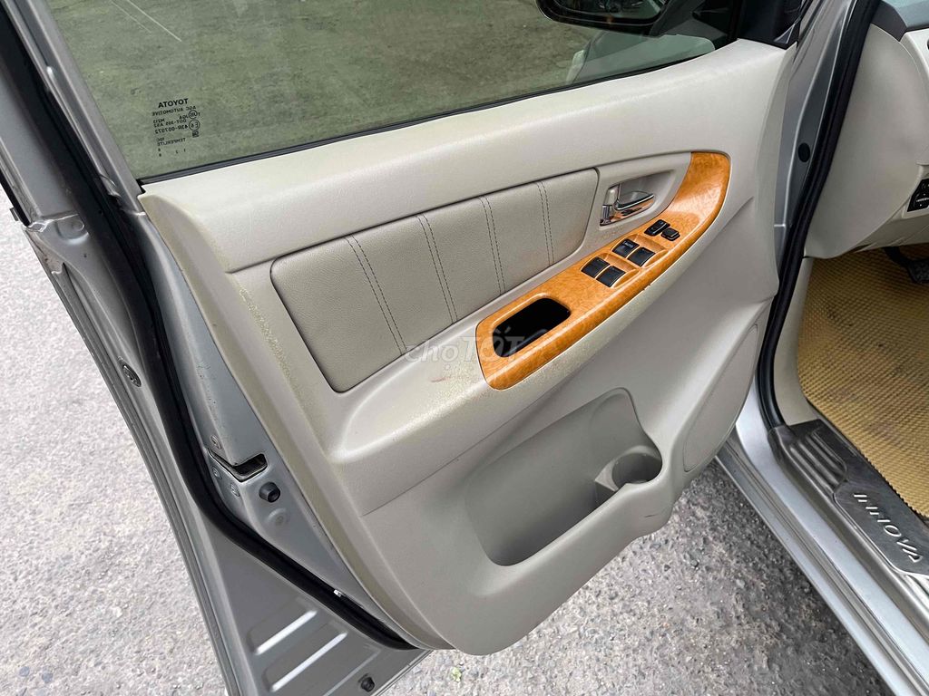 Toyota Innova 2008 bản v số at xe đẹp chất zin. Mua bán Ô tô tại Quận Ba Đình Hà Nội được đăng bởi lê phi hình 12