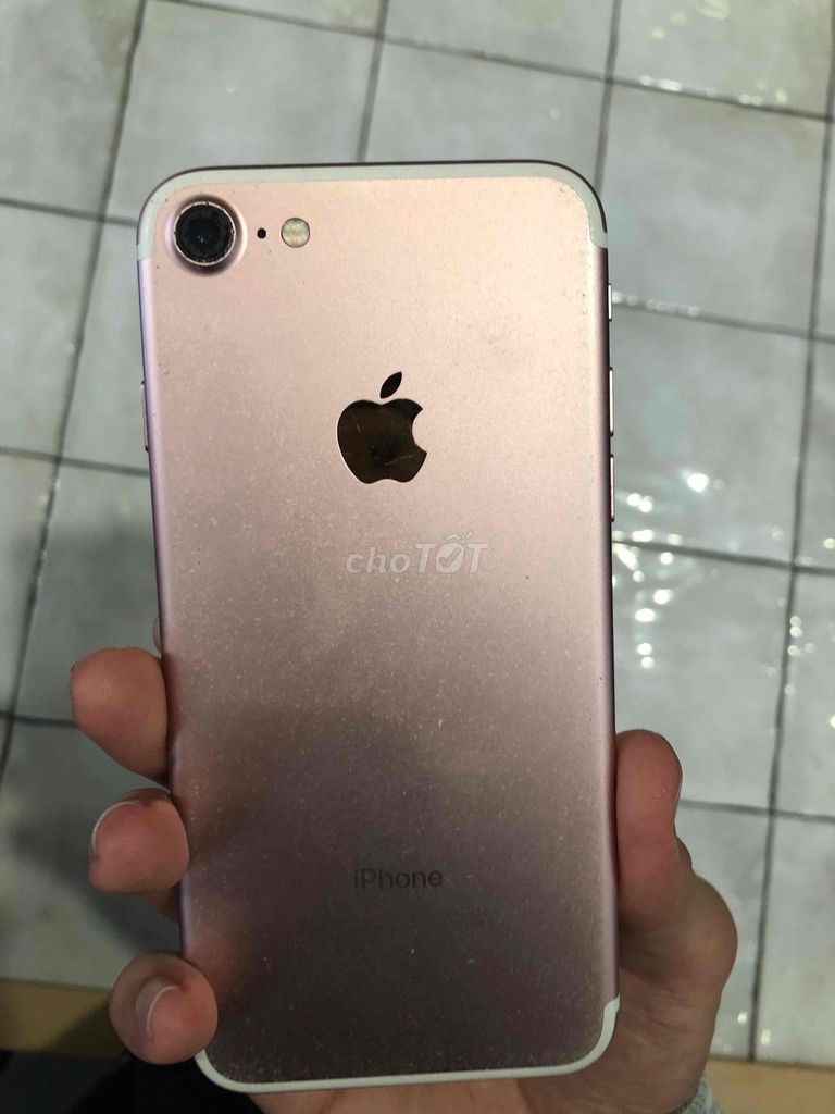 Apple iPhone 7 32GB Vàng hồng. Mua bán Điện thoại tại Quận Sơn Trà Đà Nẵng được đăng bởi Nguyễn Phúc hình 1