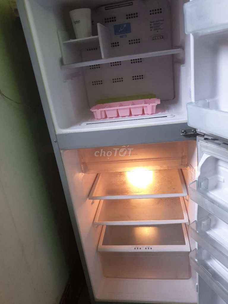 Thanh lý tủ lạnh Hitachi, tủ tốt đang dùng. Mua bán Tủ lạnh tại Quận Tây Hồ Hà Nội được đăng bởi Thanh hình 2