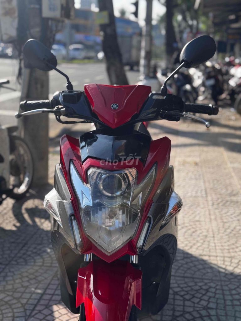 Yamaha Nouvo 6 Fi красный, серый, черный