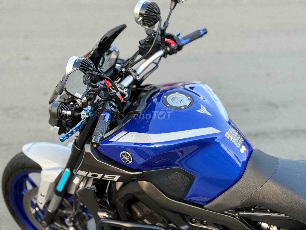 MT-09 odo 5000km siêu mới 1 chủ mua thùng. Mua bán Xe máy tại Quận Bình Thạnh Tp Hồ Chí Minh được đăng bởi Nguyễn Khải Nguyên hình 13