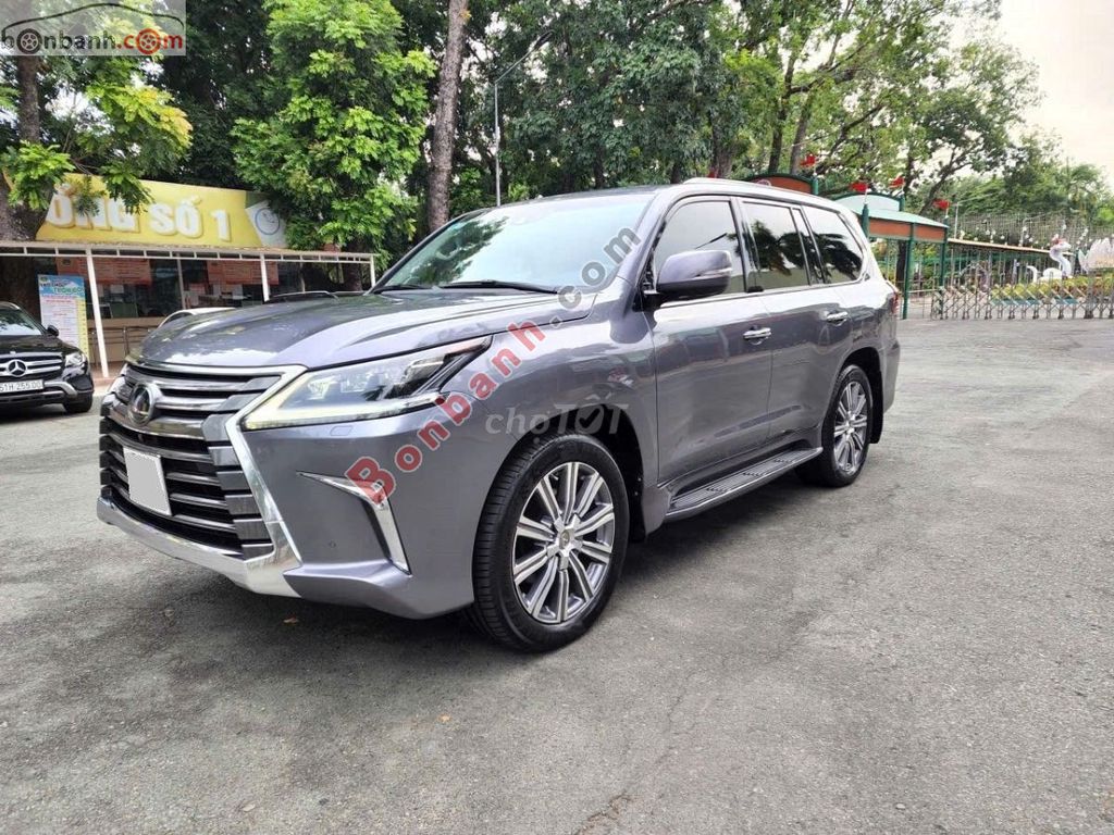 Lexus 570 t6 2016.hàng nhập Mỹ rất hiếm. Mua bán Ô tô tại Quận 10 Tp Hồ Chí Minh được đăng bởi My Nguyen hình 2