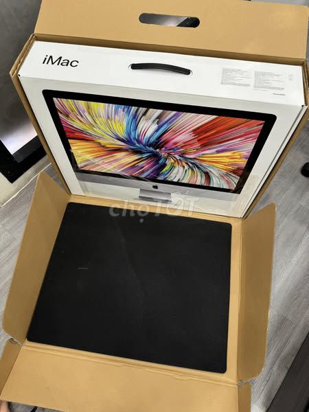 iMac 27 inch 5K 2020 i7 3.8/64G/ 512G 99% full box