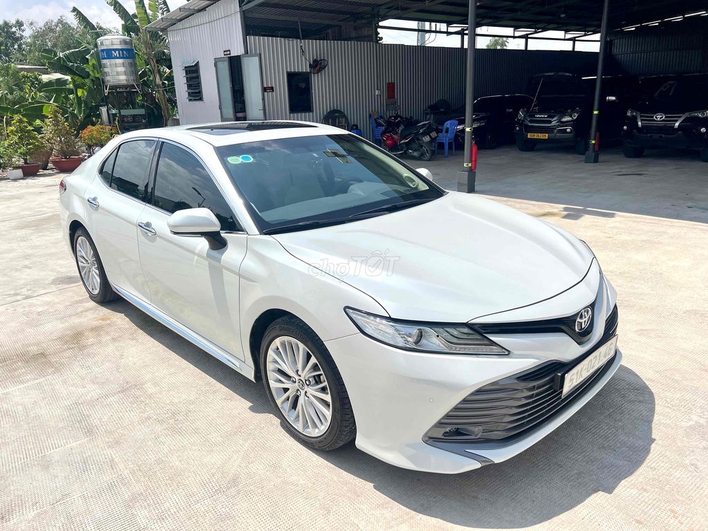 Toyota Camry 2021 - 2.5Q 62.000km. Mua bán Ô tô tại Huyện Hóc Môn Tp Hồ Chí Minh được đăng bởi Duy Minh hình 2