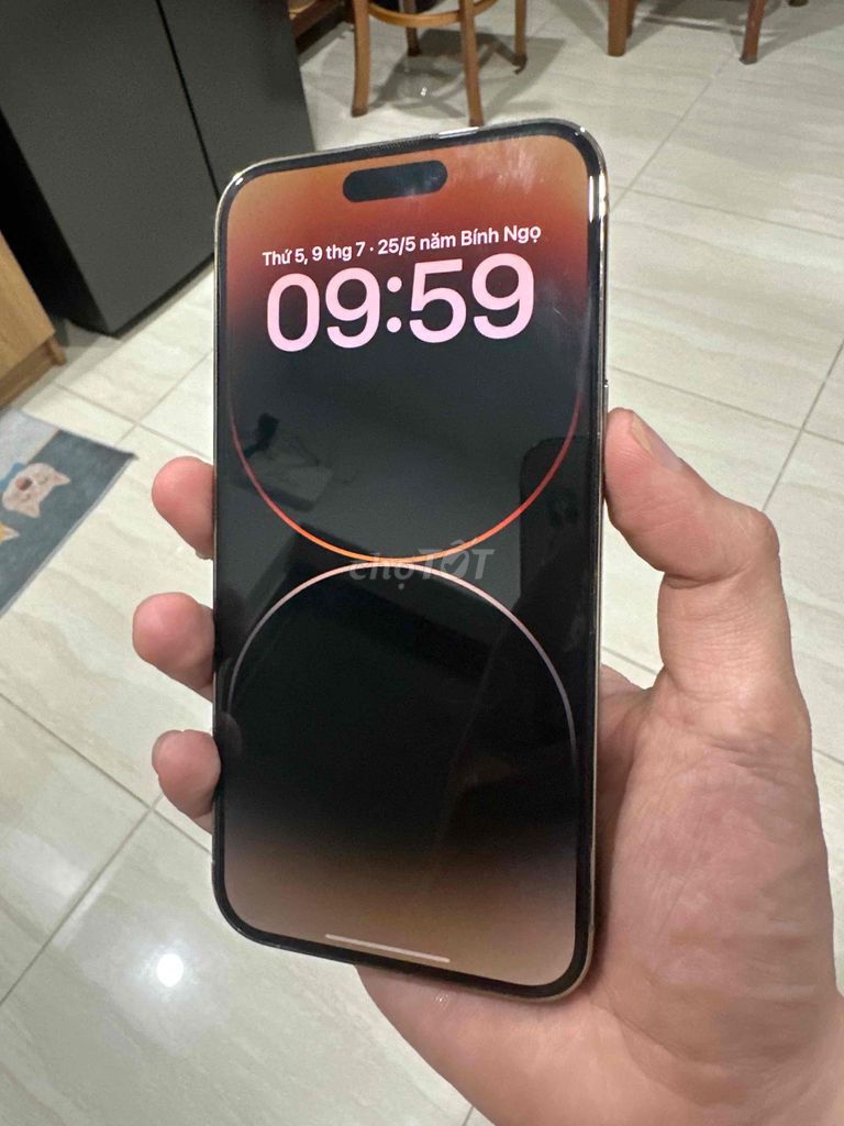 Lên đời cần bán IP 14 pro max 256 mã VN. Mua bán Điện thoại tại Thành phố Dĩ An Bình Dương được đăng bởi Hoàng hình 1