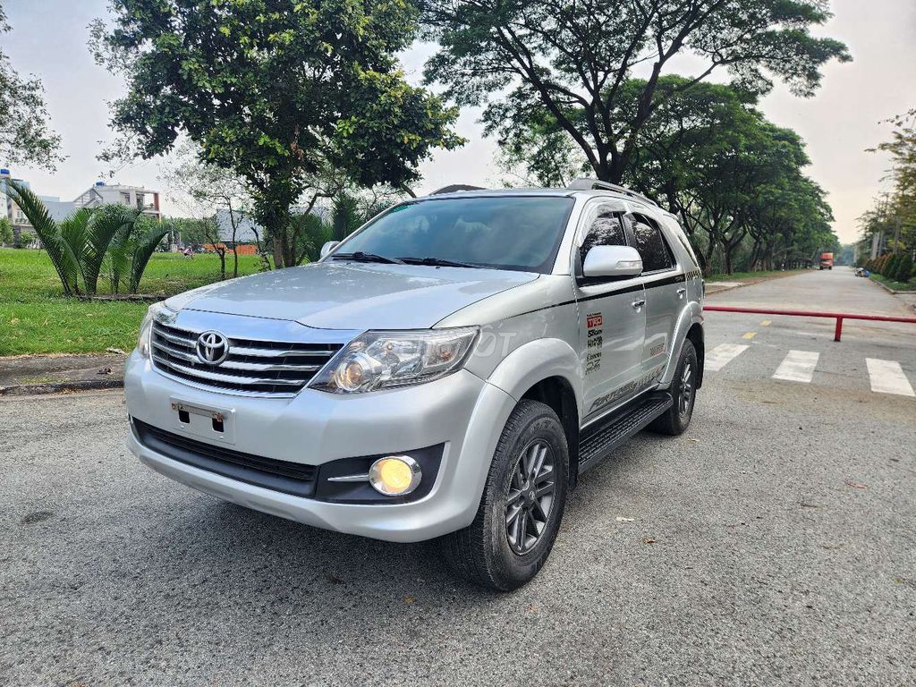 Toyota Fortuner 2015 2.7V Bạc. Mua bán Ô tô tại Huyện Bình Chánh Tp Hồ Chí Minh được đăng bởi thanh hình 1