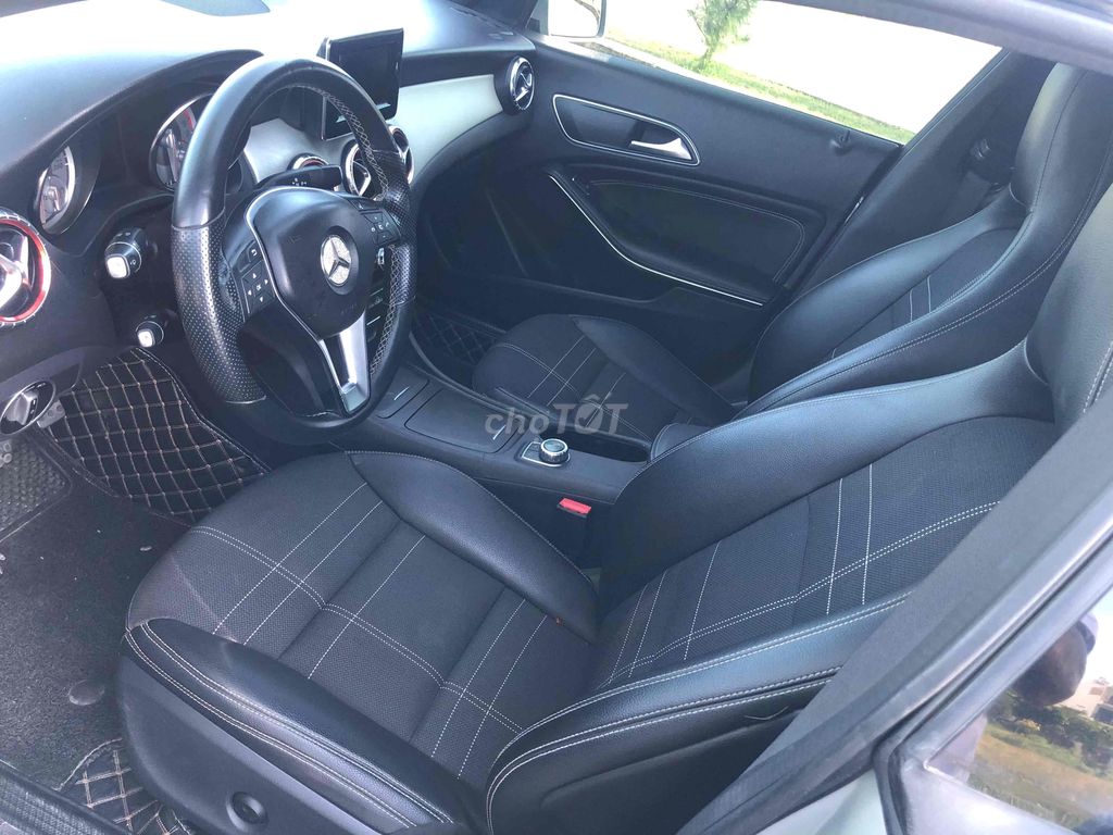 Mercedes Benz CLA Class 2014 CLA 200 - 96000 km. Mua bán Ô tô tại Thành phố Nha Trang Khánh Hòa được đăng bởi Ô TÔ KHÁNH HOÀ hình 8