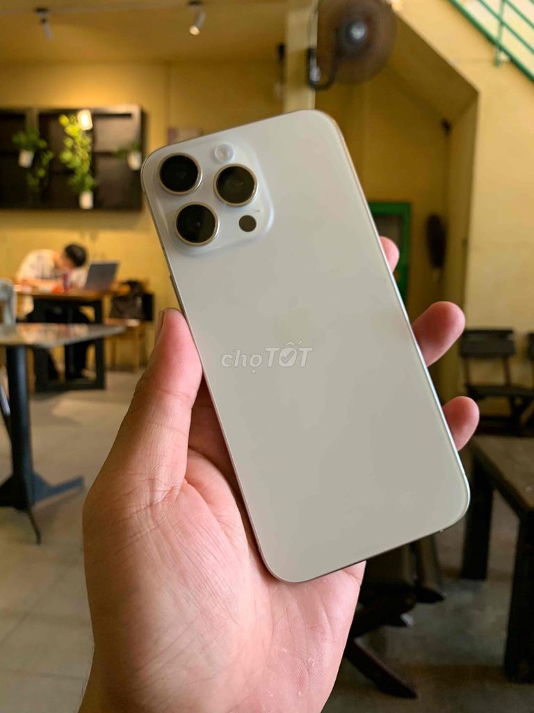 iPhone 16 Pro Max 256g Quốc Tế Mỹ. Mua bán Điện thoại tại Thành phố Thủ Đức Tp Hồ Chí Minh được đăng bởi Lam Store hình 1