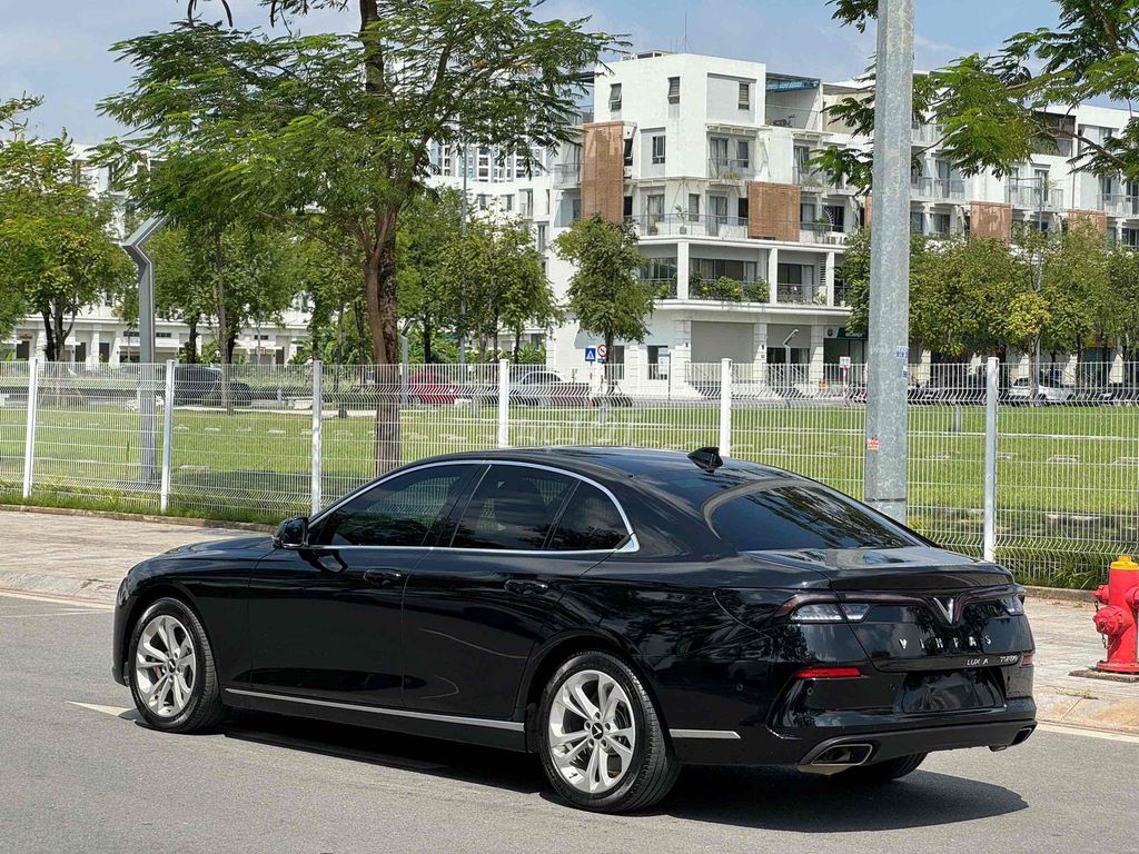 VinFast Lux A2.0 plus 2021 - 36000 km. Mua bán Ô tô tại Quận Thanh Xuân Hà Nội được đăng bởi Trần Quang Huy hình 6