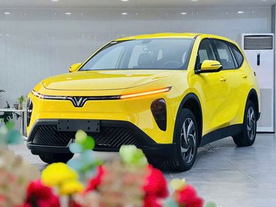 VinFast Limo Green Xe Sẵn Giao Ngay Giá Ưu Đãi