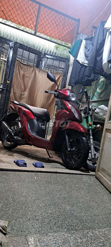 Honda Vision 2026 Красный 150км
